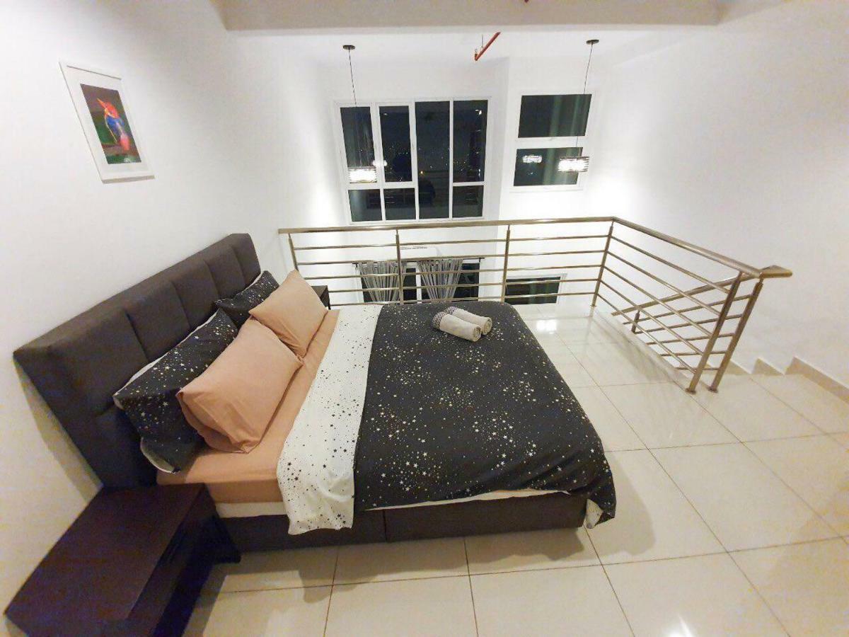 Yenni Duplex @ Decentrum, Kajang Seri Kembangan Zewnętrze zdjęcie